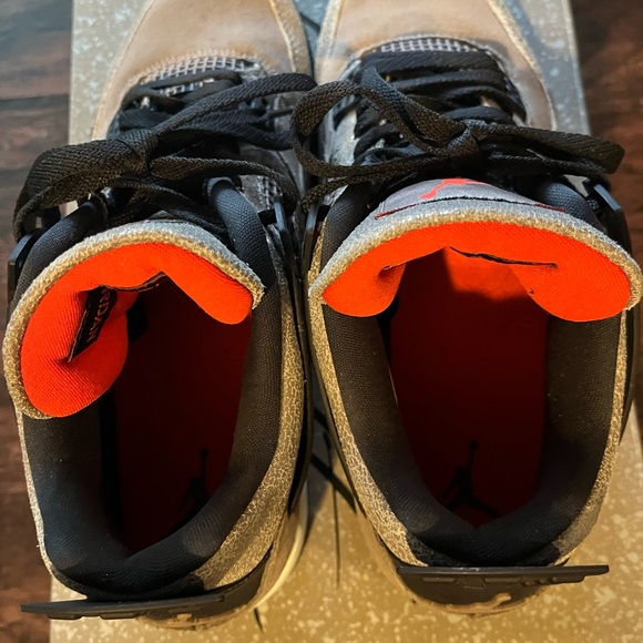 Jordan 4 Retro Mid Taupe Haze - Picture 8 of 9